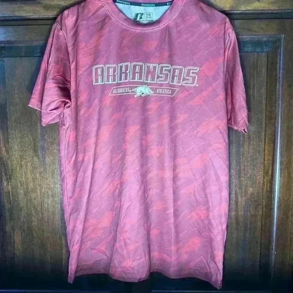 Arkansas Razorbacks Men's Russell T-Shirt / Size Large / Red & White - Picture 12 of 15